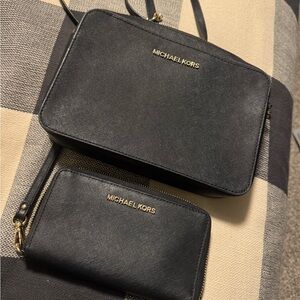michael kors jet set crossbody & wallet/wristlet combo